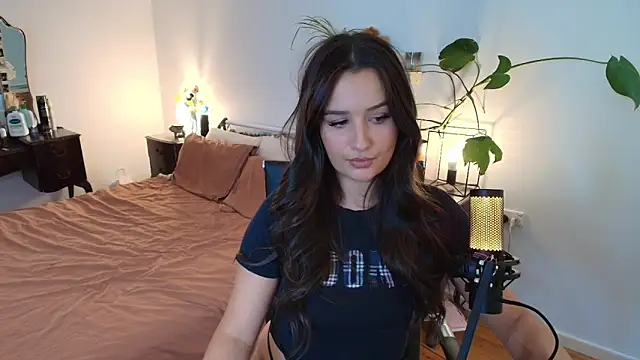 Lenas Room online show from March 9, 2026, 7:12 am