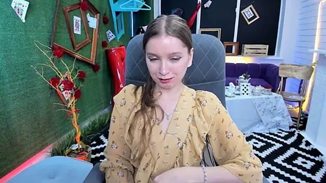 Snapshot of MayaSinabon chatting on December 4, 2024, 10:24 am MayaSinabon online show from December 4, 2024, 10:24 am