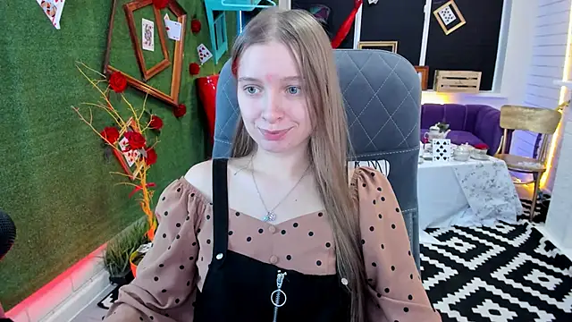 Snapshot of MayaSinabon chatting on December 7, 2024, 1:51 pm MayaSinabon online show from December 7, 2024, 1:51 pm