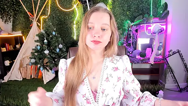 Snapshot of MayaSinabon chatting on December 15, 2024, 10:18 am MayaSinabon online show from December 15, 2024, 10:18 am