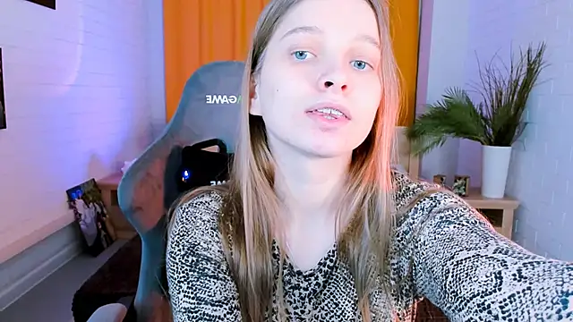 Snapshot of MayaSinabon chatting on January 26, 2025, 3:14 pm MayaSinabon online show from January 26, 2025, 3:14 pm