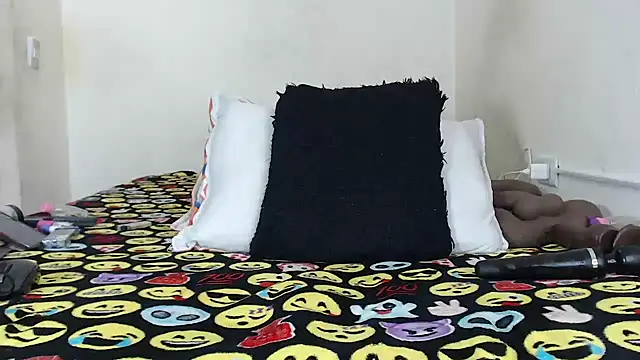 Britanylee 01x online show from October 6, 2025, 4:10 am