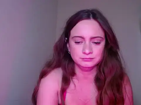 Snapshot of Sophie_Raegan chatting on January 10, 2025, 11:43 am Sophie Raegan online show from January 10, 2025, 11:43 am