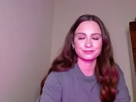 Snapshot of Sophie_Raegan chatting on January 24, 2025, 2:19 pm Sophie Raegan online show from January 24, 2025, 2:19 pm