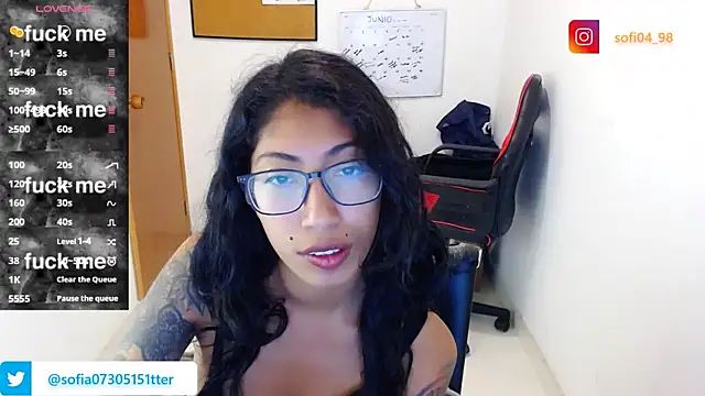 sofia rosse4 online show from June 25, 2026, 11:42 pm