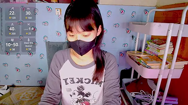   Saphia   online show from March 3, 2025, 3:20 pm