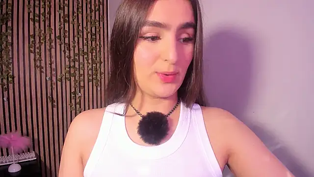 Snapshot of sofia_44 chatting on June 2, 2026, 1:57 pm sofia 44 online show from June 2, 2026, 1:57 pm