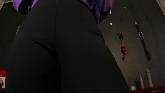 CharlotteScotte online show from March 11, 2025, 11:33 am