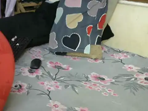 Snapshot of baby_doll2 chatting on January 29, 2025, 6:12 am baby doll2 online show from January 29, 2025, 6:12 am