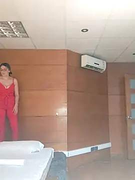 Snapshot of Daniela77771 chatting on December 16, 2024, 2:38 pm Daniela77771 online show from December 16, 2024, 2:38 pm