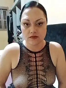 LilithRos3 online show from January 7, 2026, 10:23 pm