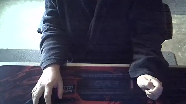 Snapshot of Silvia2277 chatting on November 16, 2025, 12:00 pm Silvia2277 online show from November 16, 2025, 12:00 pm