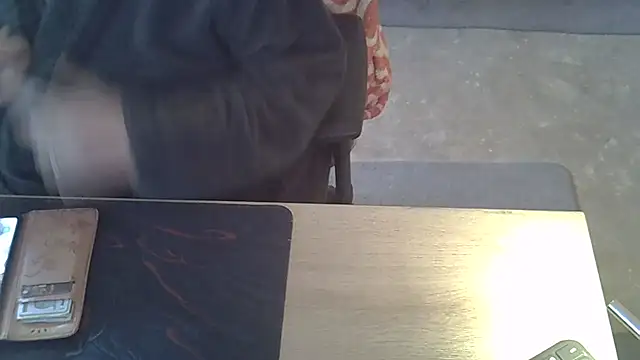 Snapshot of Silvia2277 chatting on January 15, 2026, 6:51 am Silvia2277 online show from January 15, 2026, 6:51 am