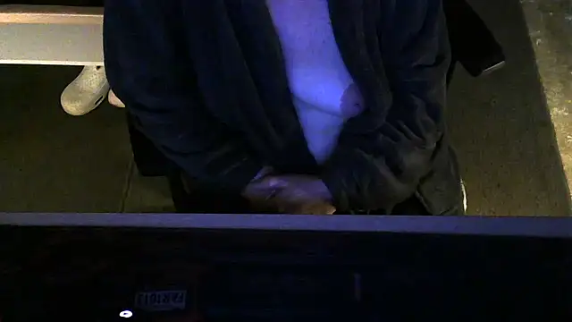 Silvia2277 online show from March 8, 2026, 10:24 pm