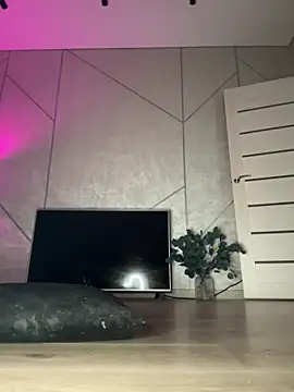 Yunasi online show from March 16, 2025, 3:28 pm