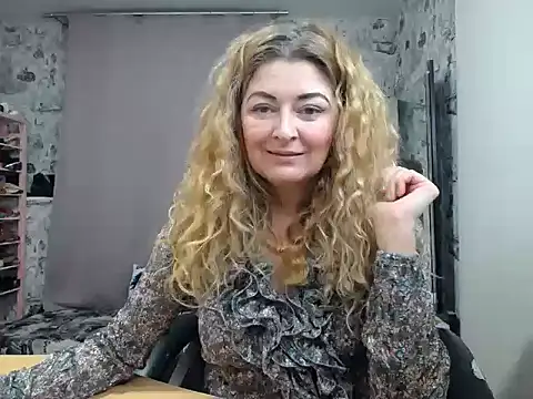 Helen1974 online show from March 3, 2025, 4:35 pm