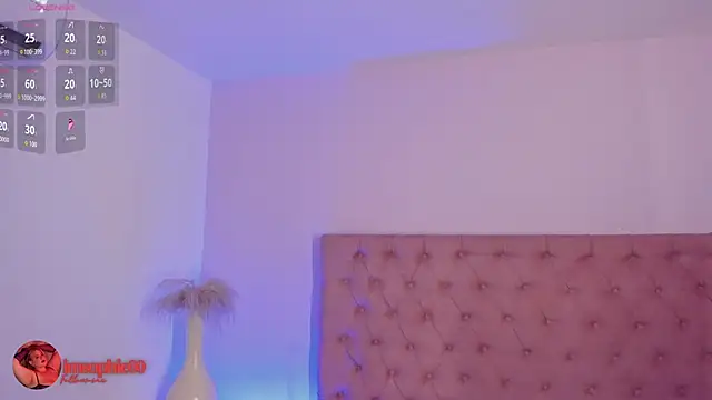 sophiarossee  online show from November 29, 2025, 12:52 pm