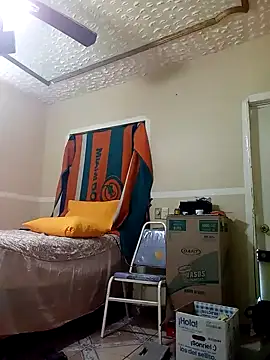 Snapshot of Heriy69 chatting on September 27, 2025, 5:29 pm Heriy69 online show from September 27, 2025, 5:29 pm