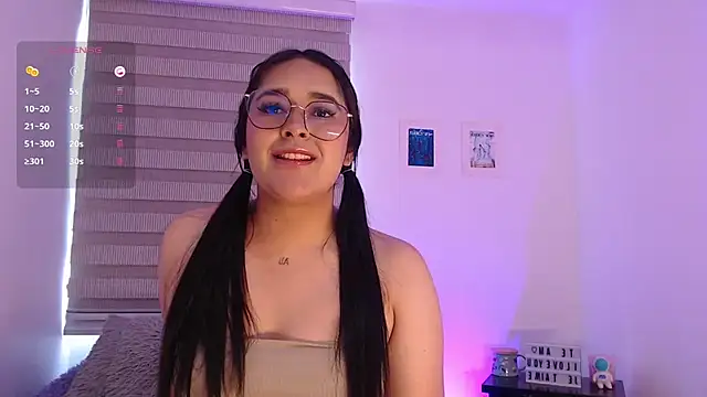 Megan FE online show from September 16, 2025, 1:56 pm