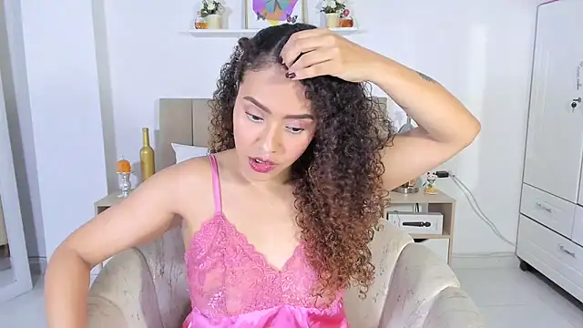 Zoe Gruber online show from March 31, 2026, 10:54 pm