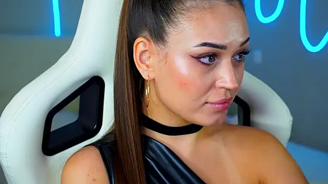 Adel chocolate  online show from September 18, 2025, 6:48 am