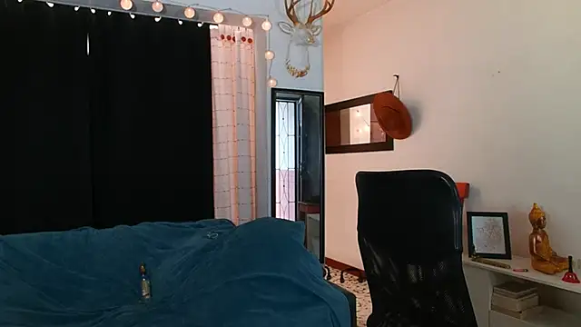 AndrewMartinez online show from January 31, 2025, 9:48 pm