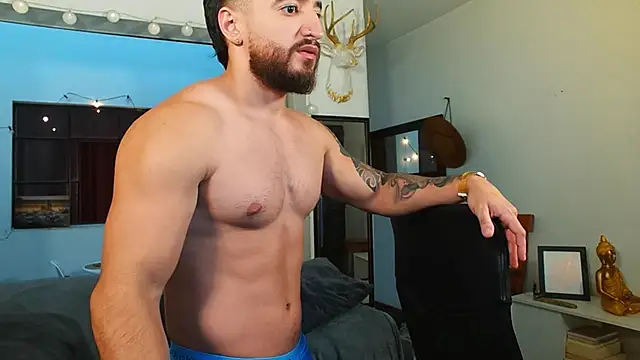 AndrewMartinez online show from February 3, 2025, 10:00 pm