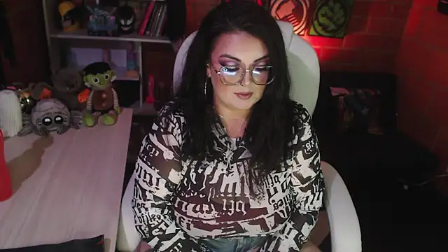 juliette rd online show from March 11, 2025, 8:09 am