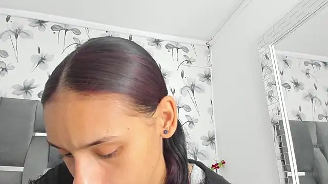 Ehotloveaxxx online show from September 23, 2025, 12:52 pm