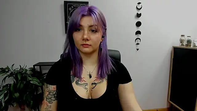 GabbiePerfect online show from December 4, 2024, 6:17 pm