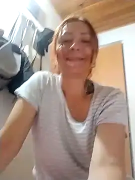 malusexy33 online show from February 22, 2025, 4:40 am