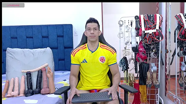 JoseRumbero26 online show from June 7, 2026, 12:53 pm