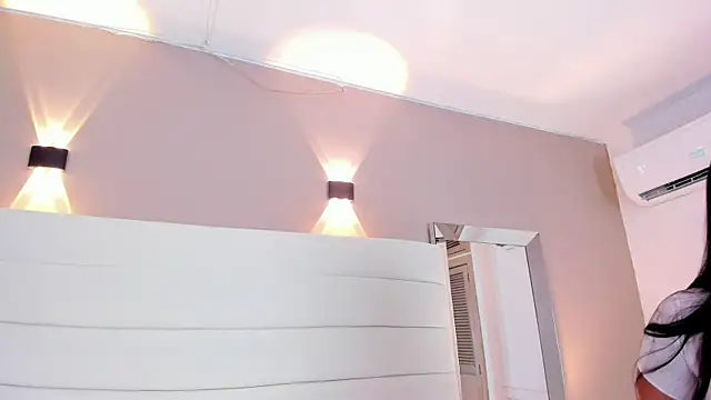 Lilly 2809  online show from March 7, 2026, 4:20 am