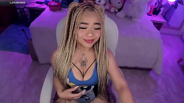 conny  curly online show from January 31, 2025, 1:23 pm