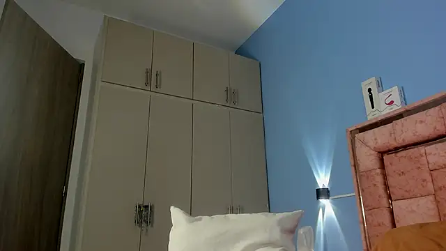 SAMY NIX online show from November 7, 2025, 12:05 pm