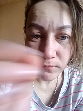 wLESLYMOSw online show from February 9, 2025, 8:54 am