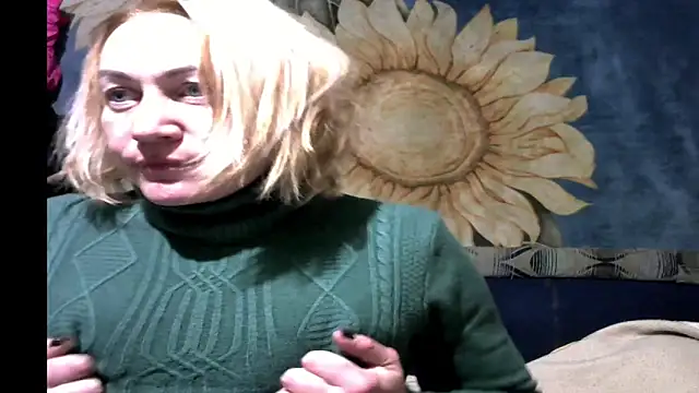 wLESLYMOSw online show from March 22, 2026, 7:28 pm