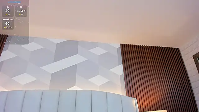 Julietasantos   online show from October 15, 2025, 7:14 pm