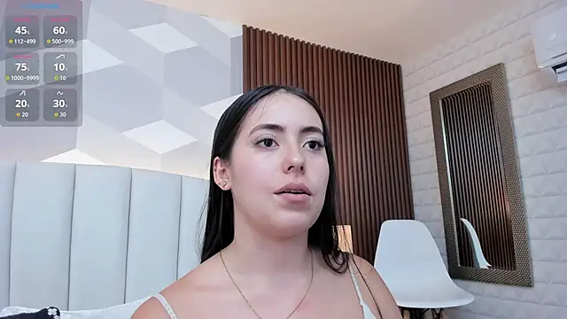 Julietasantos   online show from October 20, 2025, 6:19 pm