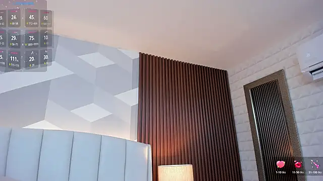 Julietasantos   online show from November 7, 2025, 6:41 pm