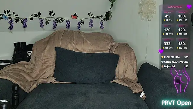 Sunshine-Darkness online show from October 24, 2025, 4:36 pm