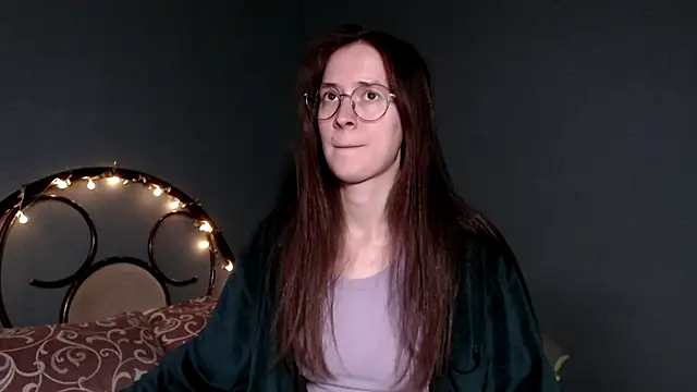 wow  kelly online show from October 6, 2025, 2:47 pm