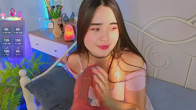 Snapshot of KateBleare chatting on October 24, 2025, 2:57 pm KateBleare online show from October 24, 2025, 2:57 pm