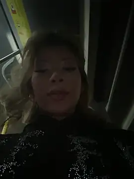 jackelinuh online show from April 11, 2026, 7:40 pm