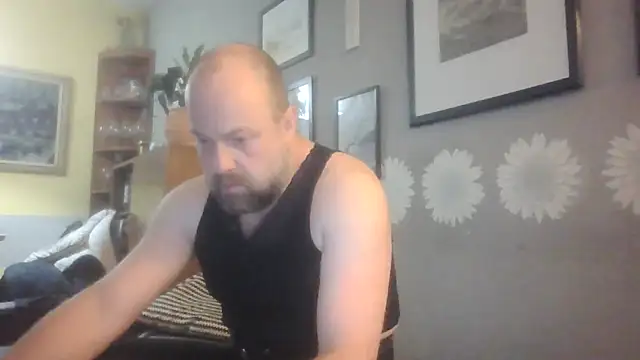 Snapshot of Prehistorixxx2686 chatting on May 17, 2026, 4:47 pm Prehistorixxx2686 online show from May 17, 2026, 4:47 pm