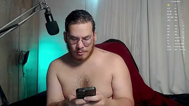 anotherbigboy  online show from March 18, 2025, 8:59 pm