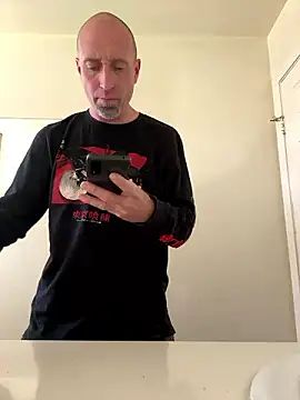 El Gizmo online show from December 1, 2024, 10:10 pm