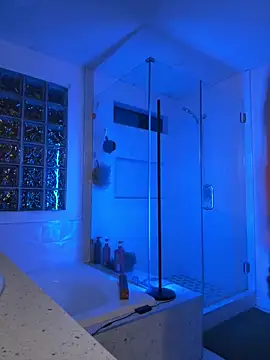 El Gizmo online show from December 18, 2025, 11:05 am