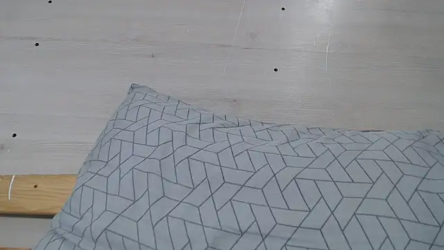 CRISTIINA37 online show from November 23, 2025, 1:11 pm