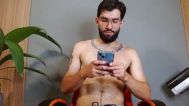 Mr WhiteCock online show from September 12, 2025, 5:57 pm